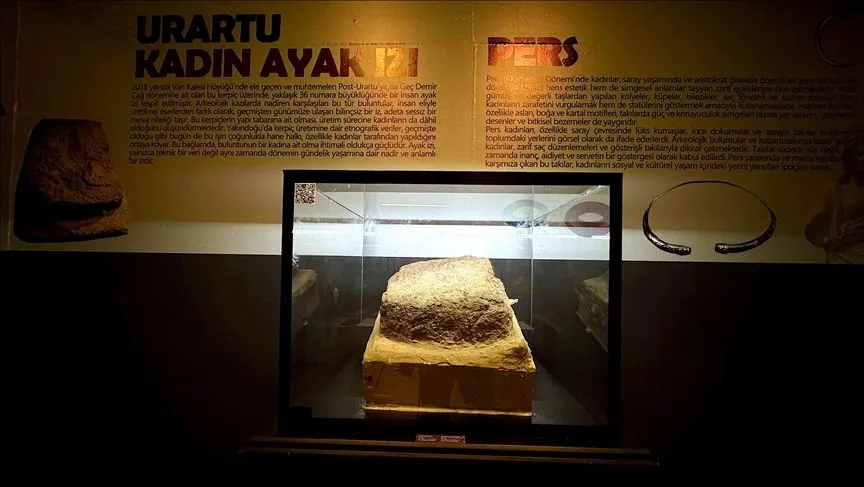 Urartulara ait kadın ayak izi Van Müzesi'nde ilk kez sergileniyor