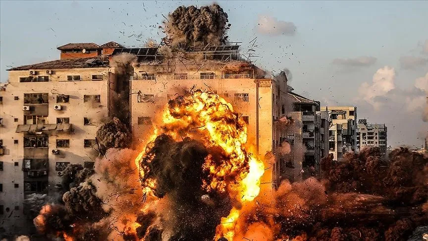 İsrail ordusu, ateşkese rağmen Gazze'nin kuzeyini bombaladı