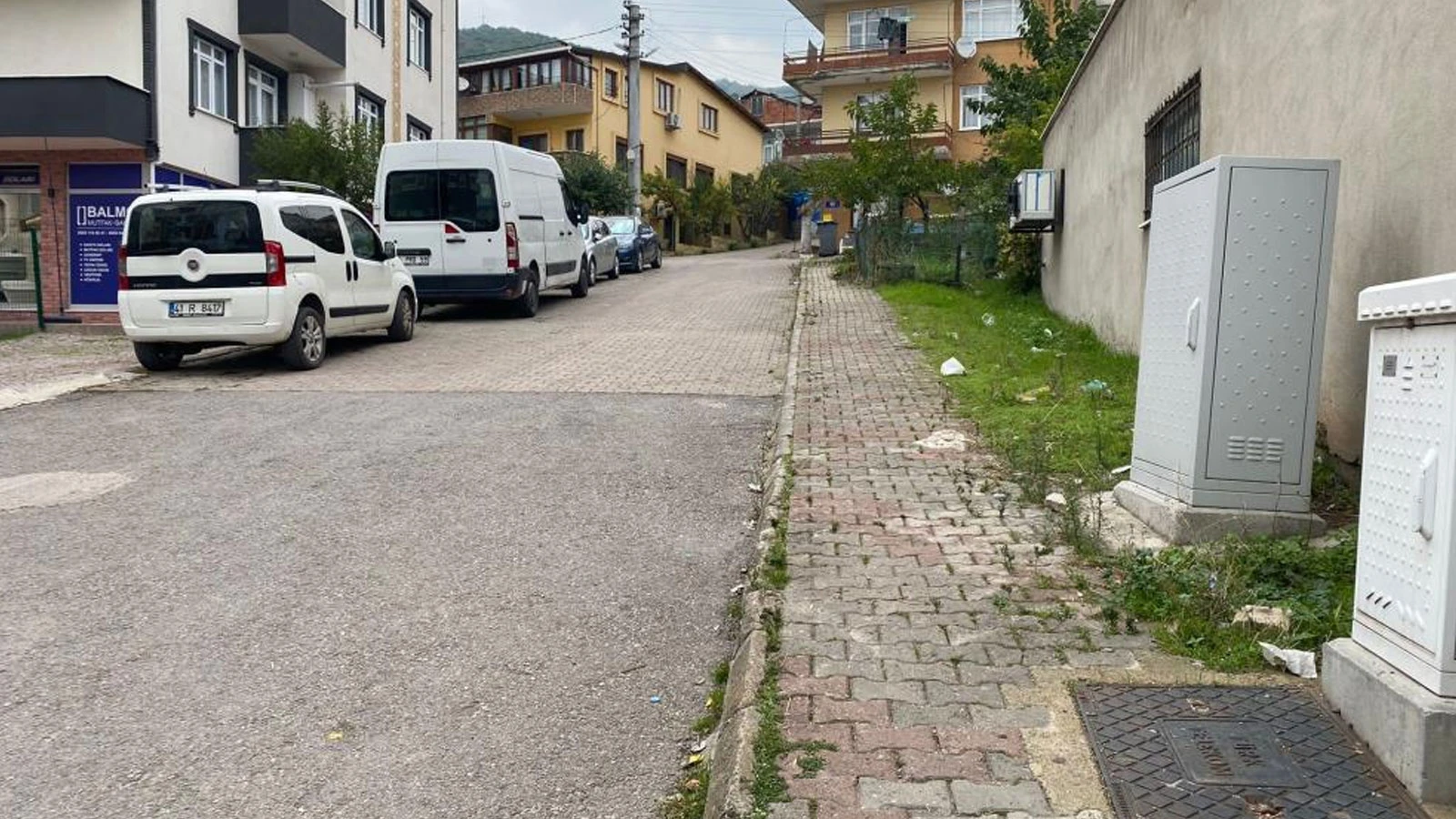 Kocaeli’de kan donduran olay: Dini nikahlı eşini boğazından bıçakladı