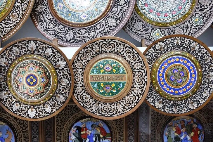 Özbekistan'da yüzyıllardır yaşatılan sanat: Ahşap oymacılığı