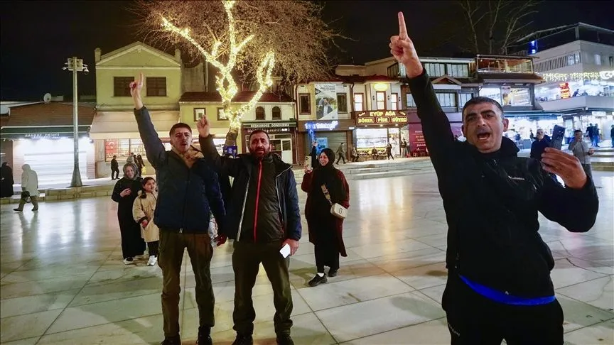 İsrail'in Gazze'ye saldırıları tekbirlerle protesto edildi