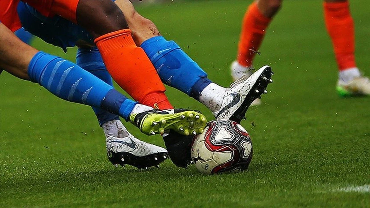 Süper Lig ve 1. Lig maçlarına kimlik kartıyla giriş dönemi başlıyor