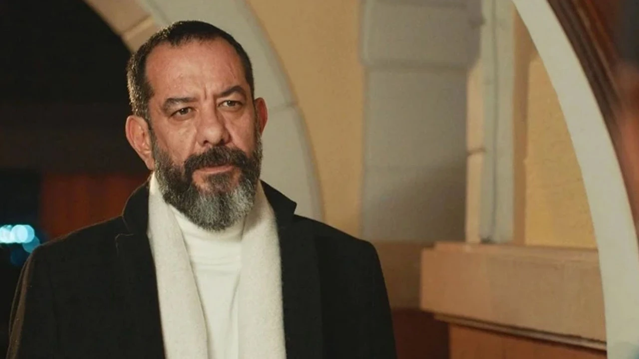 Tiyatro ve dizi oyuncusu Emre Törün yaşamını yitirdi