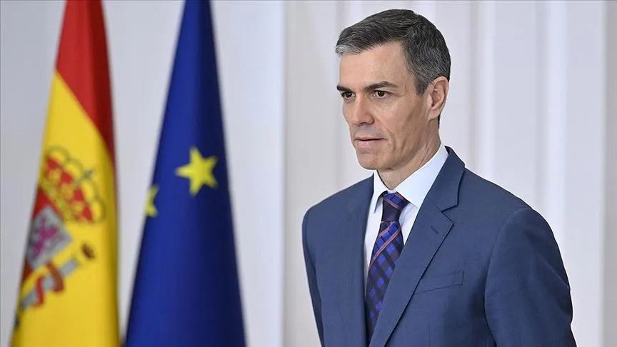 Sanchez, "daha özerk ve özgür" olmak için AB'den ABD'ye boyun eğmemesini istedi