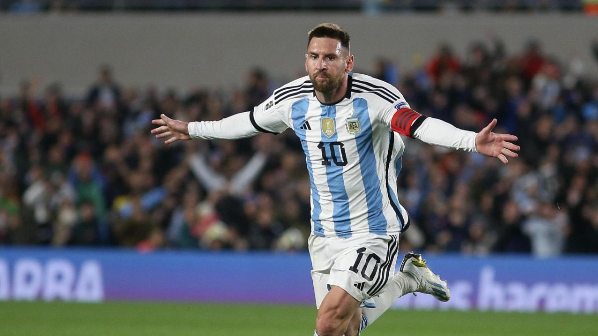 Çiçekleri Arjantin Formasını Andırıyor: Peru’da Keşfedilen Yeni Bitki Türüne Lionel Messi’nin Adı Verildi
