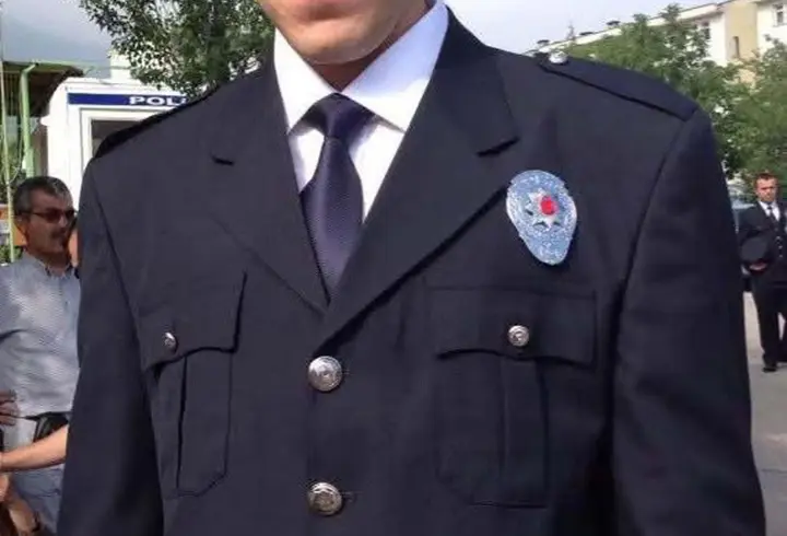 Polis memuru, rahatsızlanan eşinin yanına giderken kazada yaşamını yitirdi