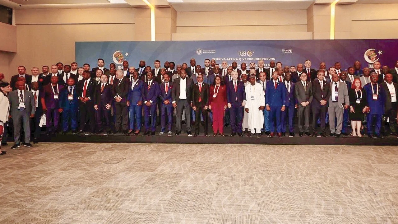 Afrika ile ticaret doğrudan yatırımlarla ileri taşınacak