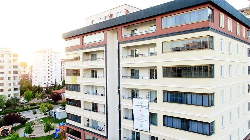 Bakan Kurum'dan deprem bölgesinde yerinde dönüşüm paylaşımı