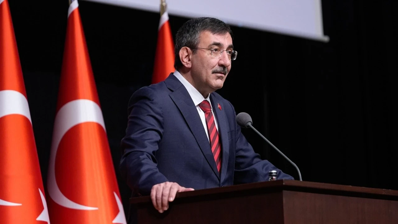 Son dakika: Cumhurbaşkanı Yardımcısı Cevdet Yılmaz'dan açıklamalar