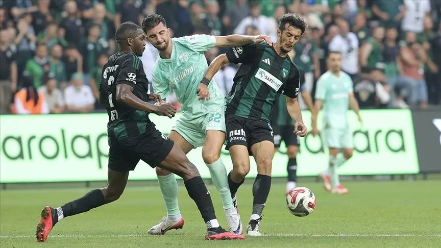 Kocaelispor ile Kayserispor 1-1 berabere kaldı