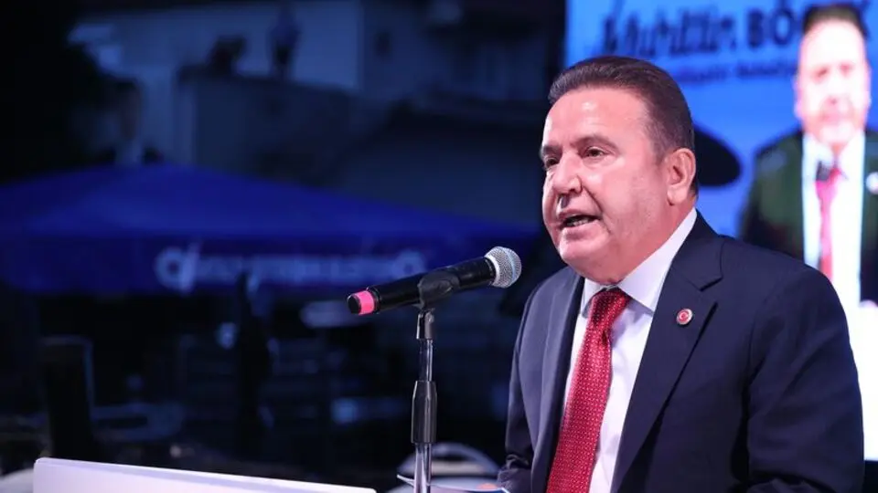 Adana, Antalya, Adıyaman Belediye Başkanları gözaltına alındı