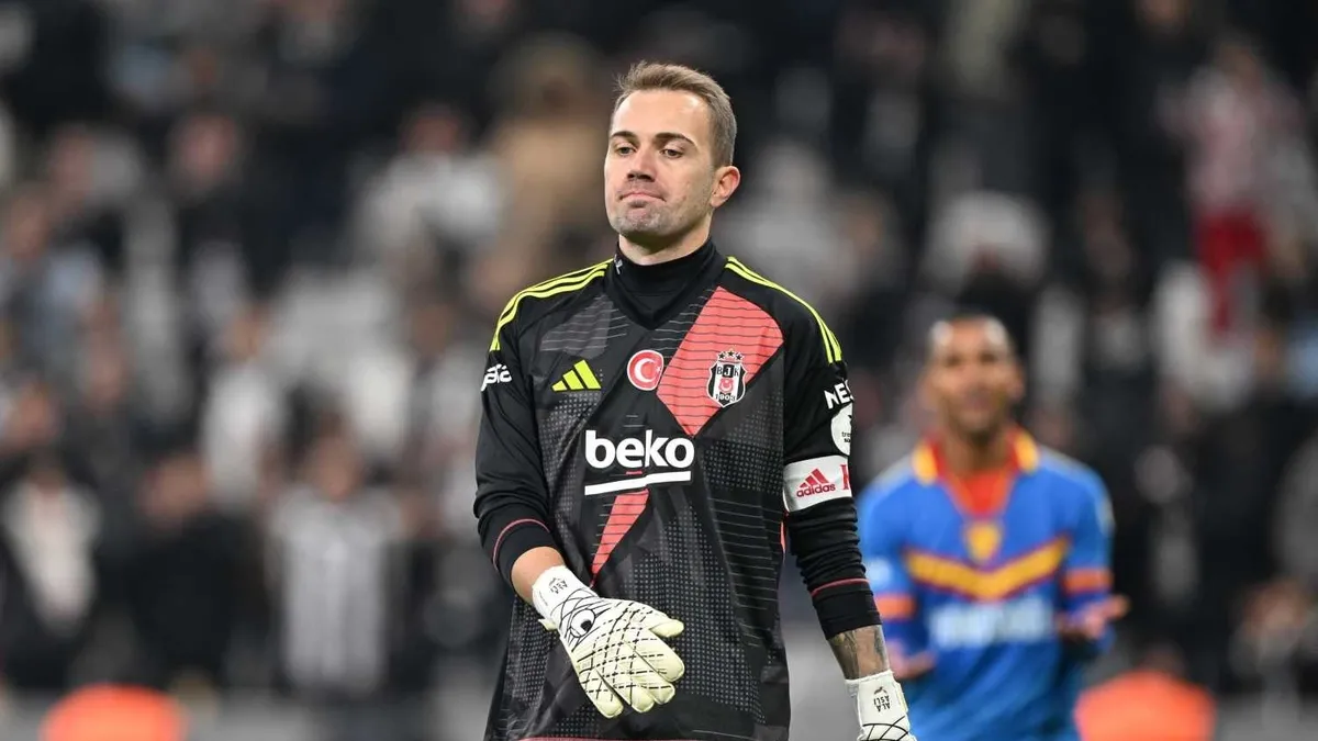 Beşiktaş Mert Günok'un ayrılığını resmen duyurdu!