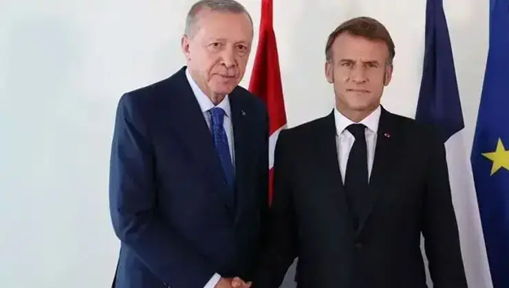 Cumhurbaşkanı Erdoğan Fransa Cumhurbaşkanı Emmanuel Macron İle Görüştü