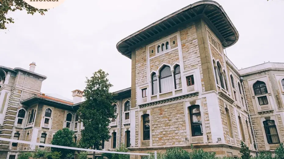 İstanbul Erkek Lisesi'nden neler oluyor?