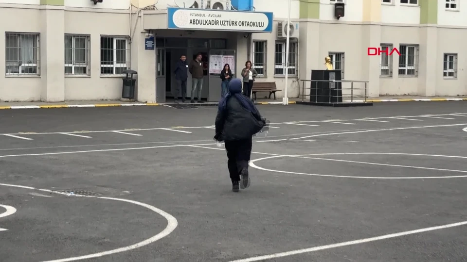 Avcılar'da 2026 KPSS Ortaöğretim Sınavında Okulları Karıştıran Aday Sınava Giremedi