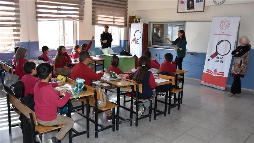 Van'da öğretmenler kırsaldaki öğrencileri yapay zekayla buluşturuyor