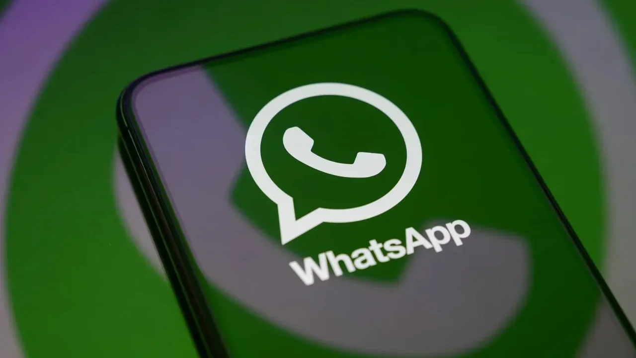 WhatsApp Sekme Tasarımını Yeniliyor: Yeni Detaylar Ortaya Çıktı