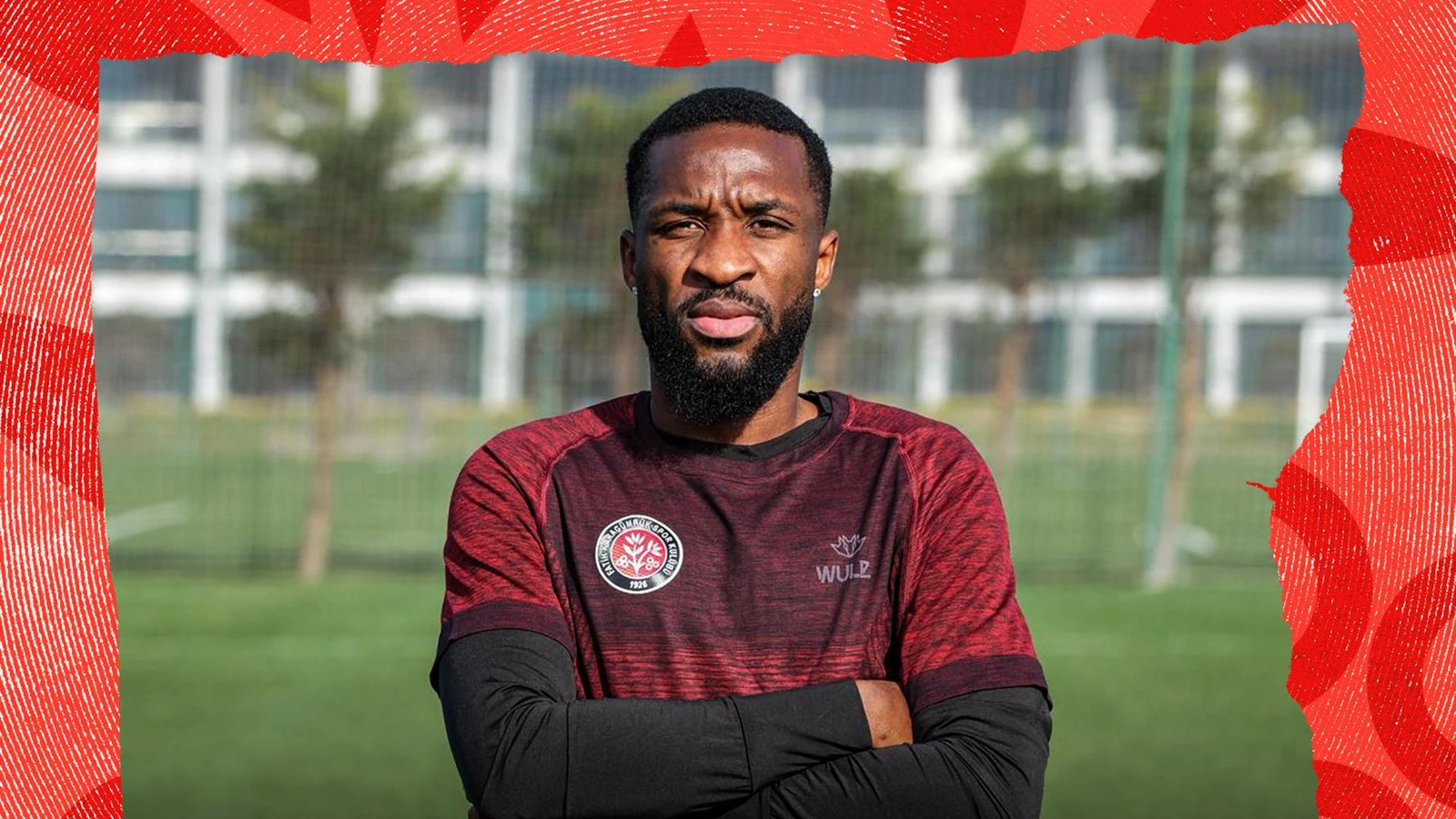 Karagümrük, Gabonlu milli futbolcu Shavy Babicka'yı transfer etti