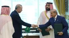 Mekke İttifakı Anlaşması Meclis'e Sunuldu