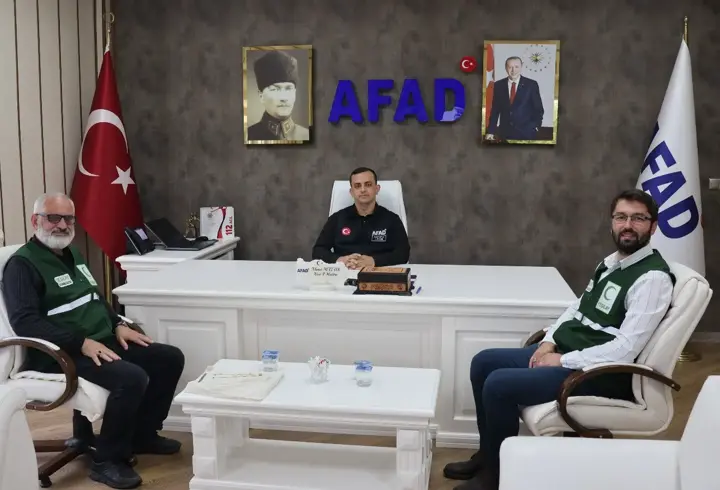 Yeşilay Samsun Şubesinden AFAD İl Müdürü Matur'a ziyaret
