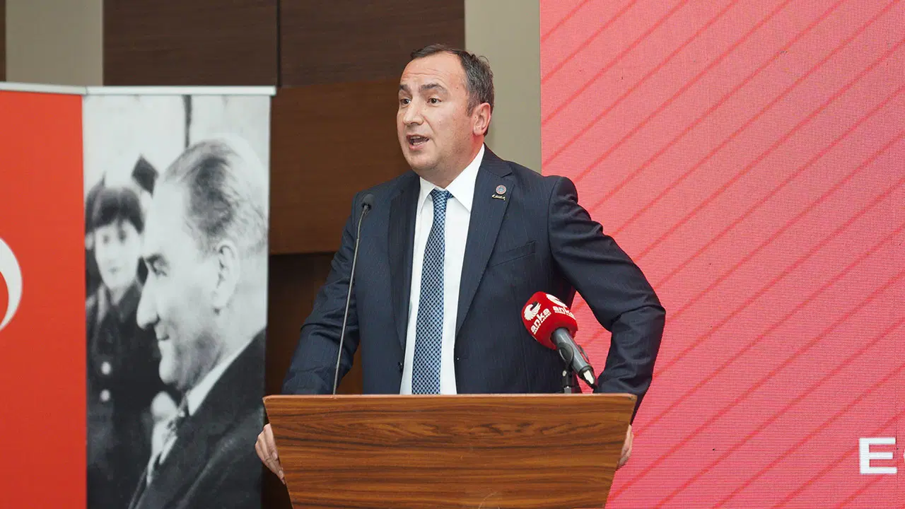 Eğitim-İş 21'inci Yıldönümünü Kutladı: Failin De Mağdurun Da Çocuk Olduğu Bir Düzen Yaratıldı