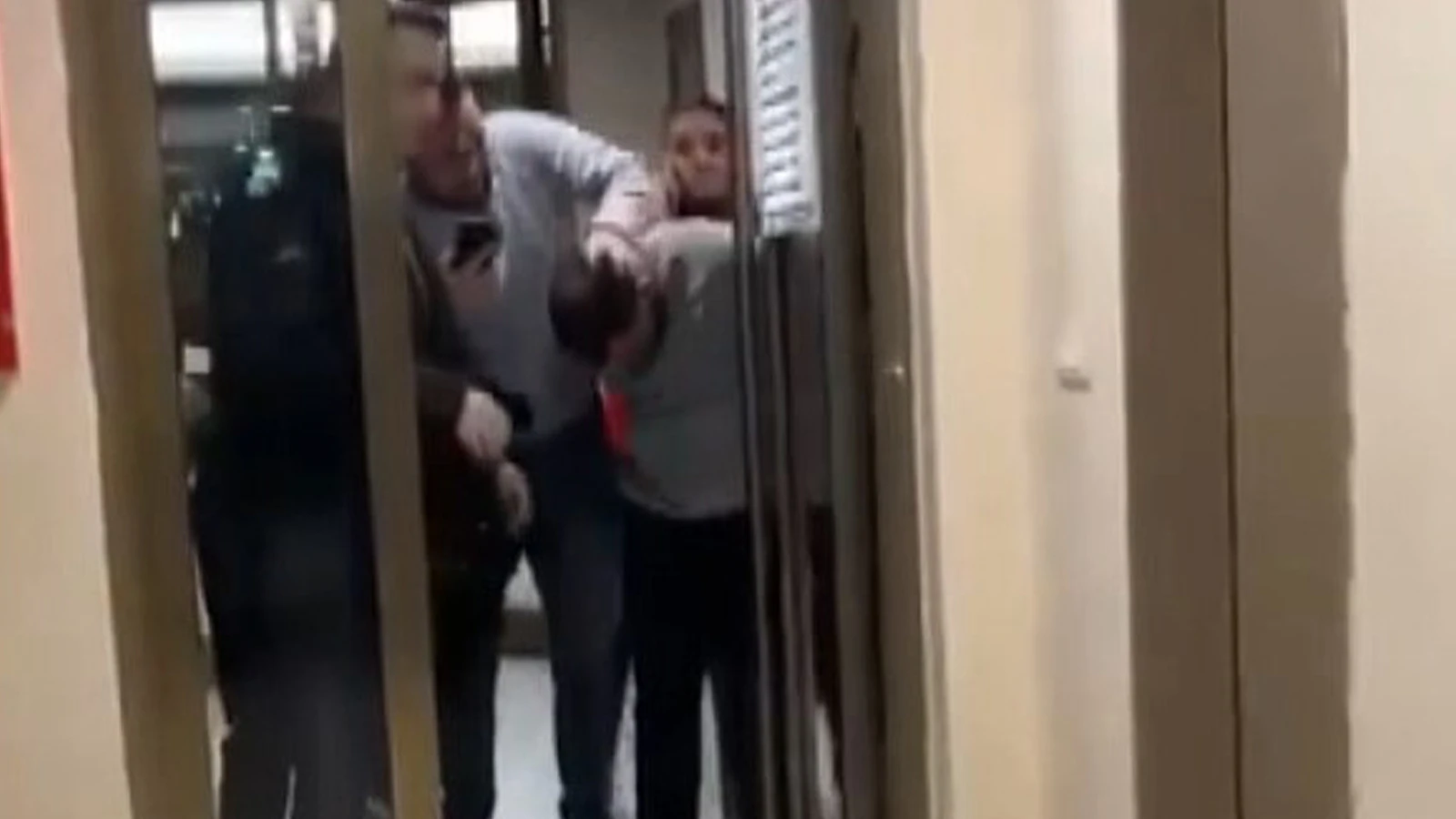 İstanbul'da kız öğrenci yurduna giren şüpheli yakalandı