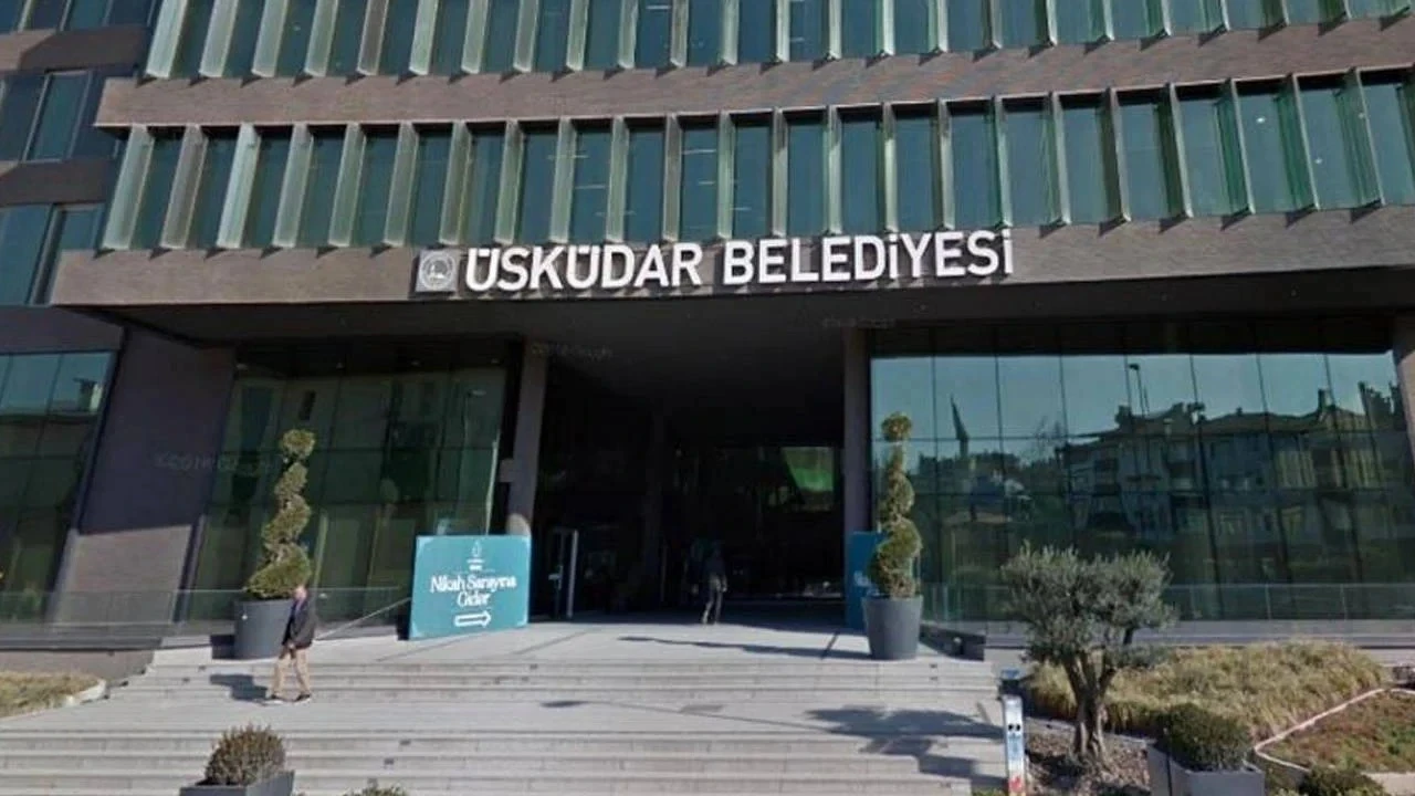 Üsküdar Belediyesi’ne ruhsat operasyonu: 20 kişi gözaltına alındı