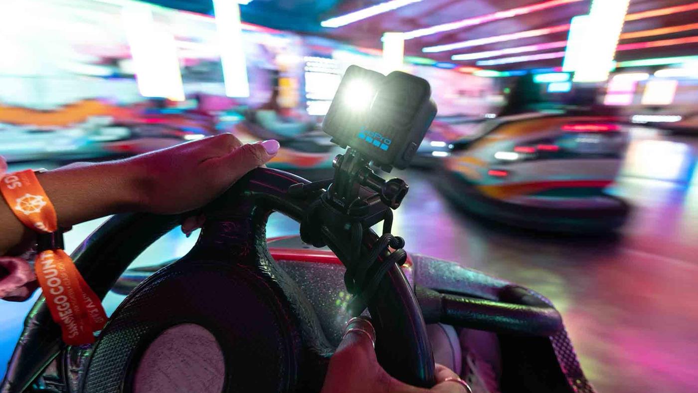 GoPro, dahili ışıklı aksiyon kamerasını tanıttı: GoPro LIT HERO