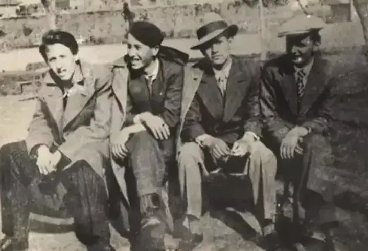 'Garip'in ikonik fotoğrafına 428 bin TL! Edebiyat tarihinde öyle bir anlamı var ki...