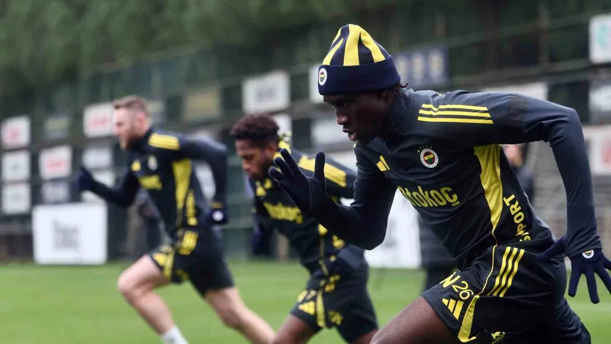 Fenerbahçe'de, Trabzonspor maçı hazırlıkları başladı!