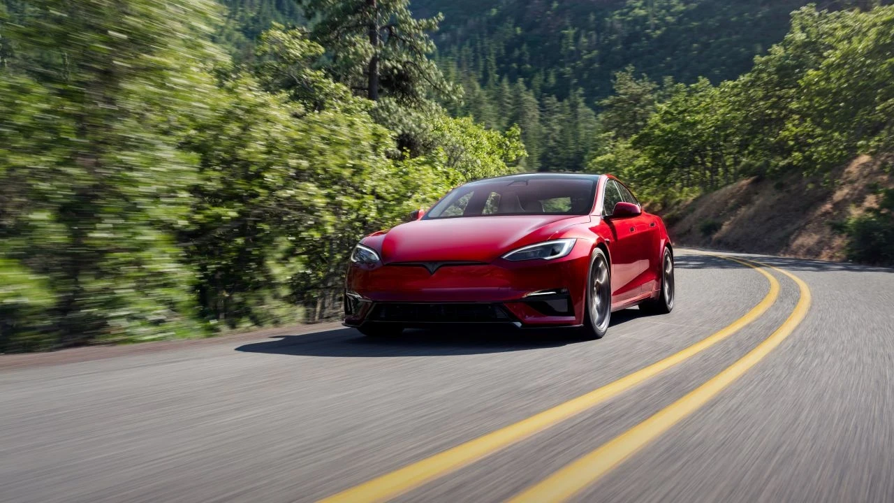 Tesla'dan tedarikçi açıklaması: Çin yasağı gelecek mi?