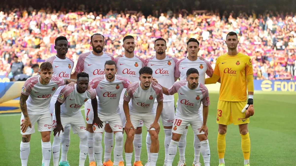 Fenerbahçe'den golcü çıkarması! İki yıldızdan birisi gelecek
