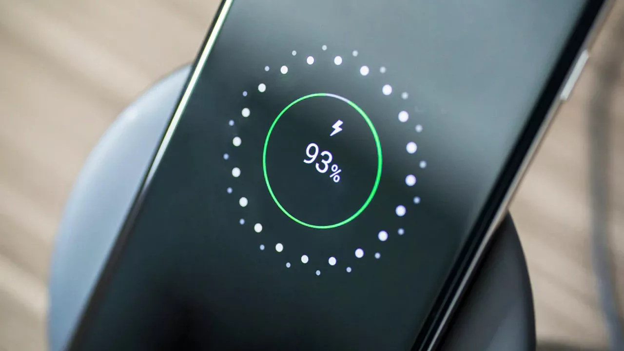 Samsung’un Yeni Kablosuz Şarj Standı Ortaya Çıktı