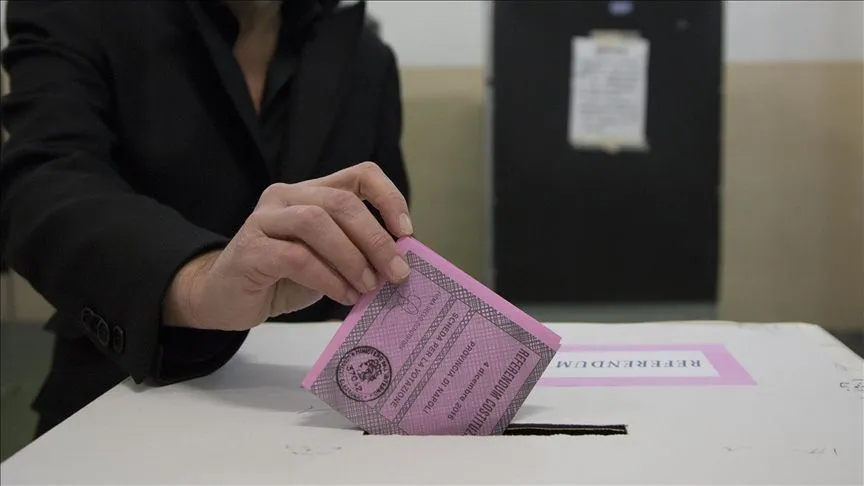 İtalya'da yargı reformuna yönelik referandumda oy kullanma işlemi başladı