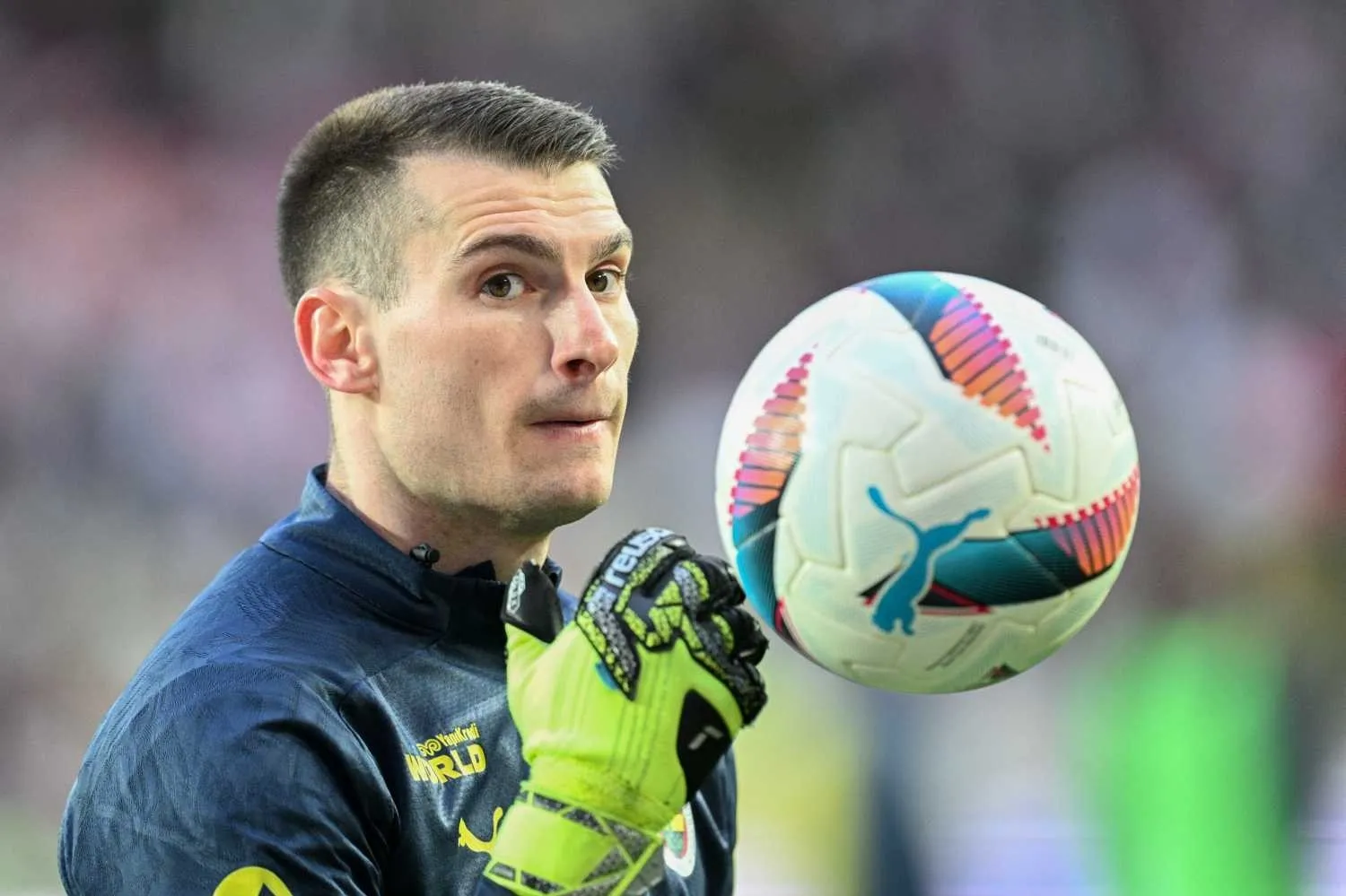 Fenerbahçe ve Barcelona Livakovic için anlaştı! İşte Kanarya'nın kazanacağı para